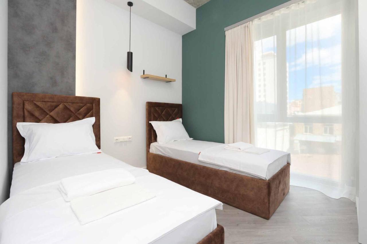 Stay Inn Apartments On Amiryan 26/4 Єреван Екстер'єр фото