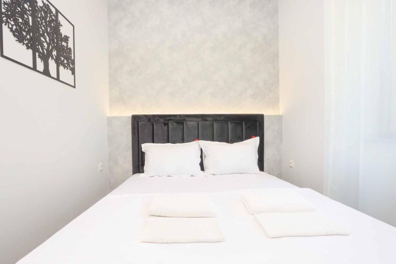 Stay Inn Apartments On Amiryan 26/4 Єреван Екстер'єр фото